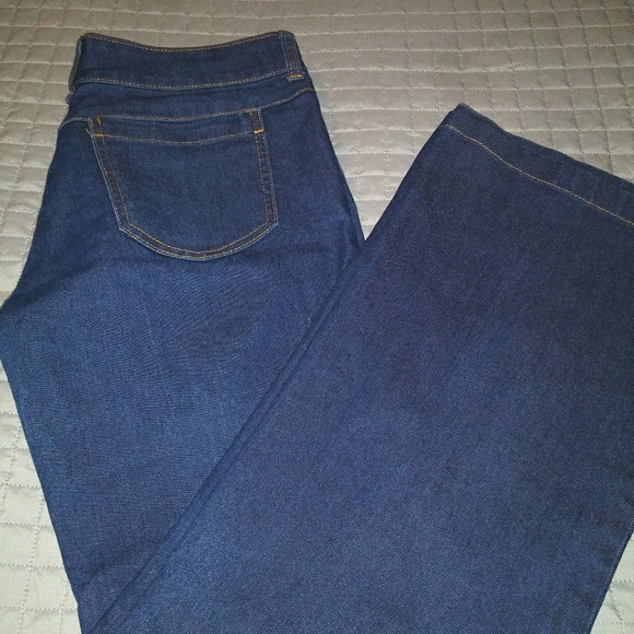 Blue jeans - Picture 2 of 3